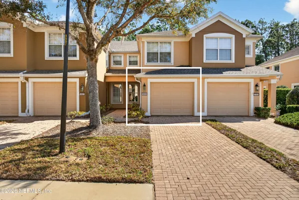 Property Slideshow image 2 of 63 | 8699 little swift cir 25g, Jacksonville, FL, 32256