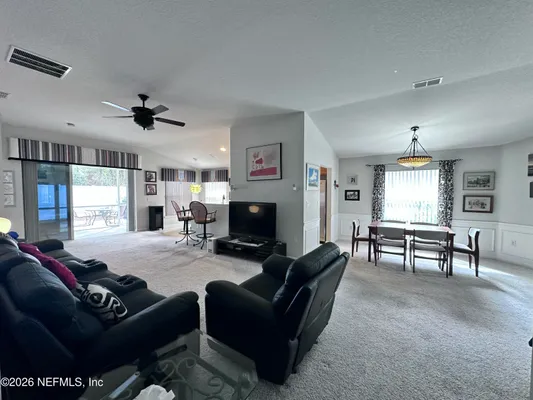 Property Slideshow image 2 of 21 | 9117 honeybee ln, Jacksonville, FL, 32256