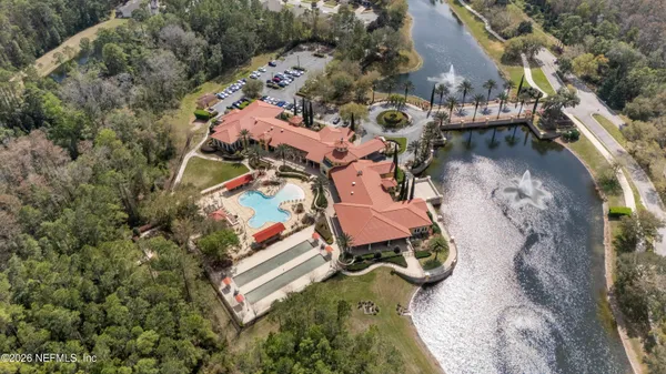 Property Slideshow image 2 of 46 | 11772 surfbird cir 18a, Jacksonville, FL, 32256