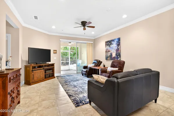 Property Slideshow image 3 of 30 | 11804 surfbird cir 20b, Jacksonville, FL, 32256