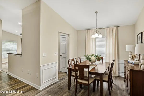 Property Slideshow image 3 of 53 | 9122 honeybee ln, Jacksonville, FL, 32256