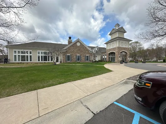 Property Slideshow image 3 of 43 | 27118 walloon way, Brownstownchartertownship_wayne, MI, 48134