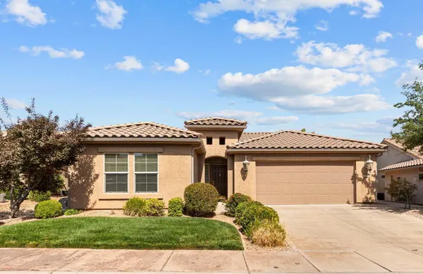 Property Slideshow image 3 of 36 | 4652 s medallion dr, St George, UT, 84790