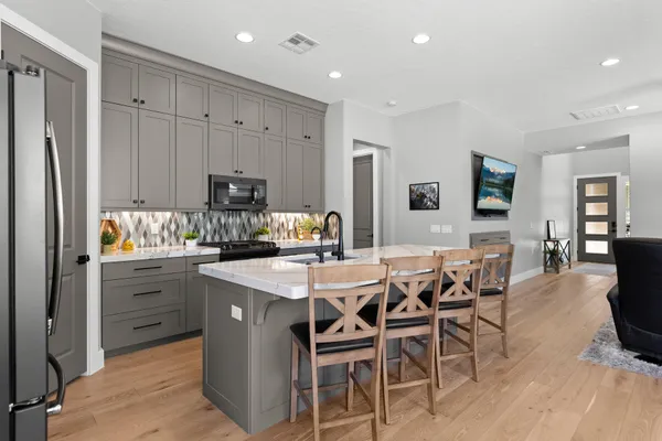 Property Slideshow image 2 of 46 | 1178 w grayson dr, St George, UT, 84790