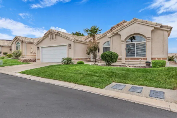 Property Slideshow image 2 of 22 | 225 n valley view dr unit 58, St George, UT, 84770