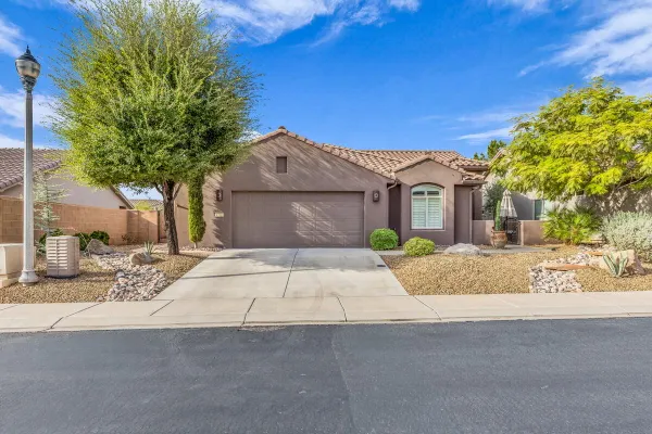 Property Slideshow image 3 of 28 | 4760 s medallion dr, St George, UT, 84790