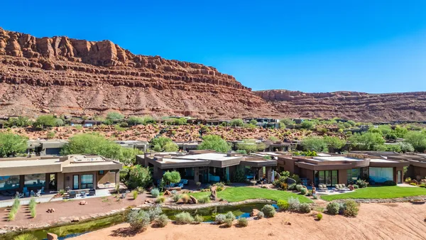 Property Slideshow image 3 of 93 | 2331 w entrada trl unit 59, St George, UT, 84770