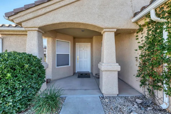 Property Slideshow image 2 of 16 | 1821 wide river dr, St George, UT, 84790