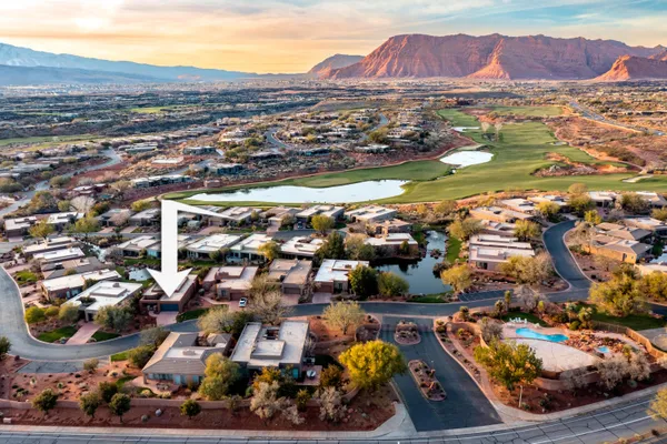 Property Slideshow image 2 of 39 | 2255 n tuweap dr unit 22, St George, UT, 84770