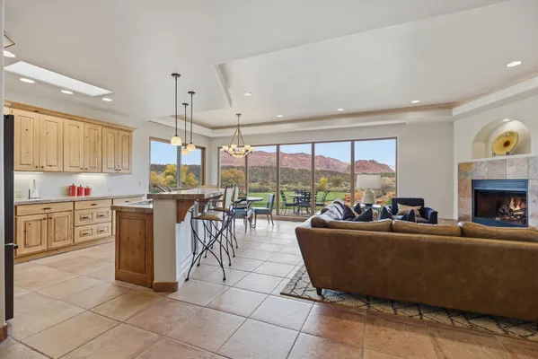Property Slideshow image 2 of 47 | 2588 w sinagua trl 23, St George, UT, 84770