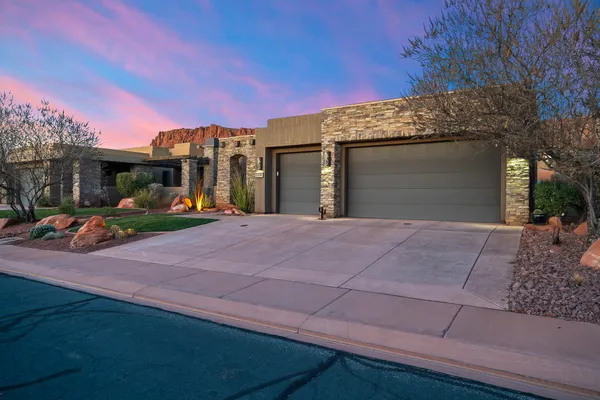 Property Slideshow image 3 of 63 | 2139 w cougar rock cir 150, St George, UT, 84770
