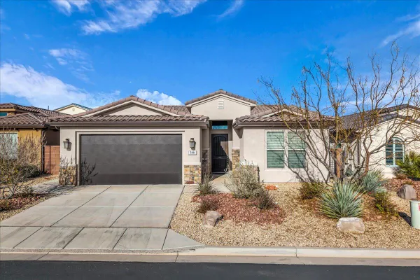 Property Slideshow image 2 of 41 | 166 w white pearl dr, Washington, UT, 84780