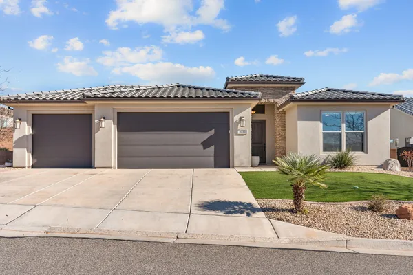 Property Slideshow image 3 of 34 | 1030 n gemstone way, Washington, UT, 84780