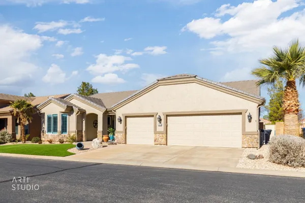 Property Slideshow image 2 of 31 | 1632 wonderstone dr, St George, UT, 84790