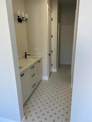 Property Slideshow image 3 of 25 | 964 w hamilton ave, Toquerville, UT, 84774