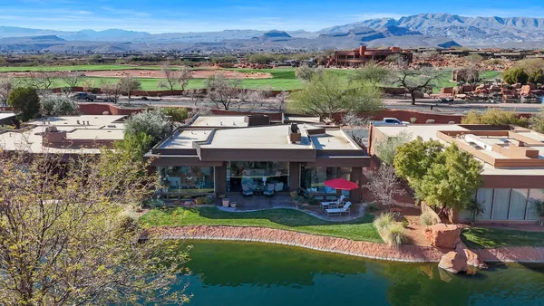 Property Slideshow image 2 of 43 | 2405 w entrada trl unit 78, St George, UT, 84770