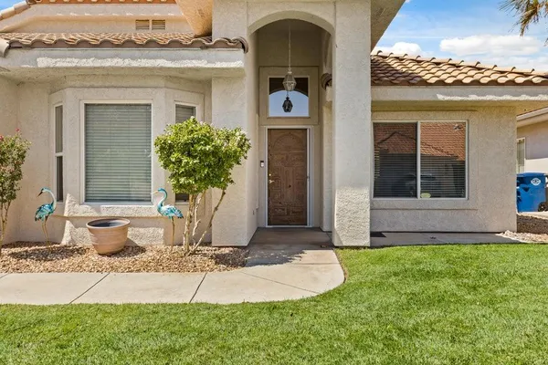 Property Slideshow image 2 of 36 | 1165 w indian hills dr unit 223, St George, UT, 84770