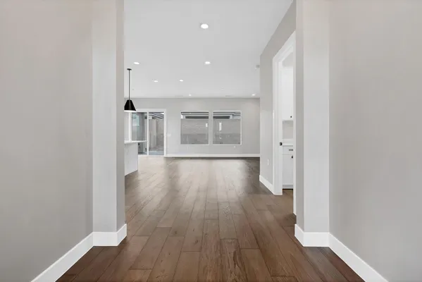 Property Slideshow image 2 of 34 | 964 w hamilton ave, Toquerville, UT, 84774