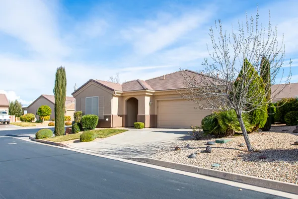 Property Slideshow image 2 of 23 | 4491 s cold river dr, St George, UT, 84790