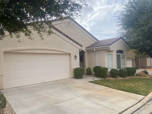 Property Slideshow image 2 of 26 | 1915 wide river dr, St George, UT, 84790