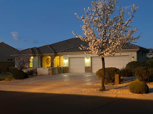 Property Slideshow image 2 of 37 | 4765 s ironwood dr, St George, UT, 84790
