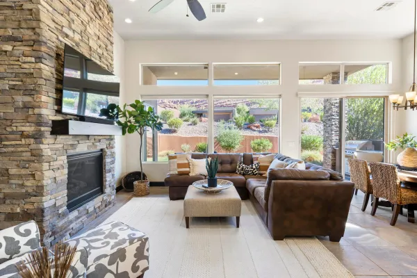 Property Slideshow image 2 of 33 | 2139 w cougar rock cir 197, St George, UT, 84770