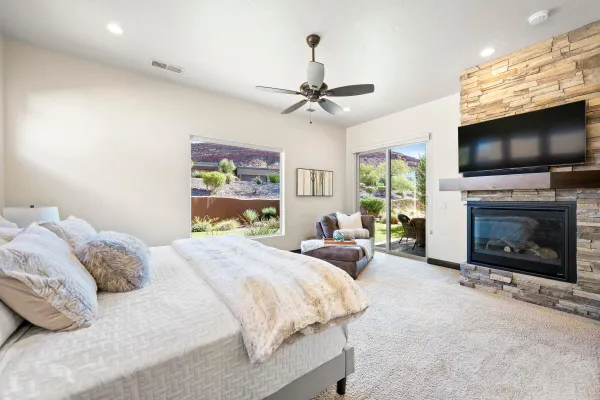 Property Slideshow image 3 of 33 | 2139 w cougar rock cir 197, St George, UT, 84770