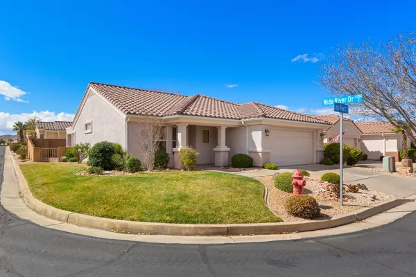 Property Slideshow image 2 of 25 | 4372 lazy river dr, St George, UT, 84790