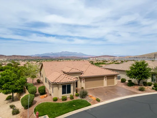 Property Slideshow image 3 of 52 | 1608 w garnet ridge dr, St George, UT, 84790