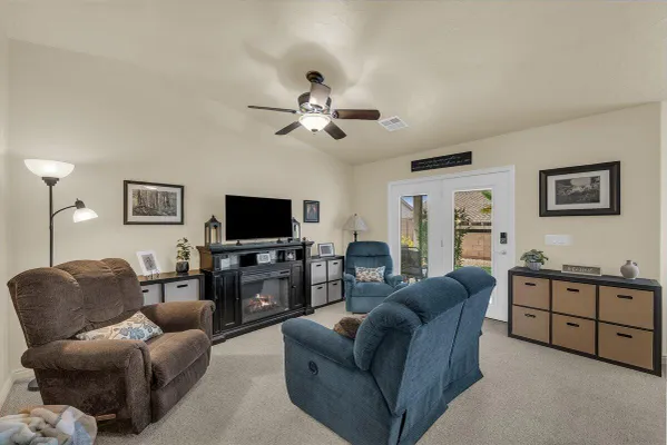 Property Slideshow image 3 of 34 | 4574 s elrose dr, St George, UT, 84790