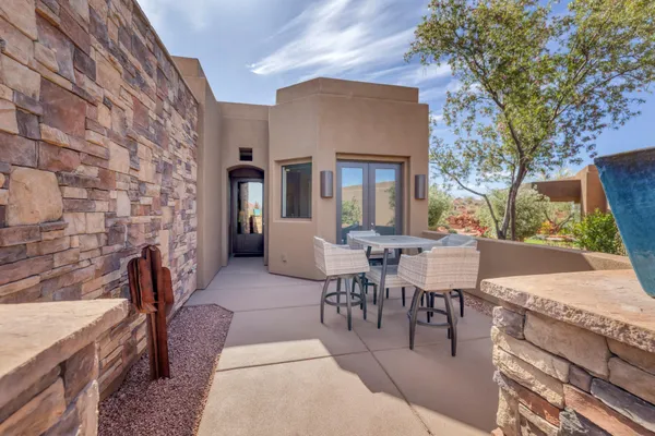 Property Slideshow image 2 of 69 | 2139 w cougar rock cir 169, St George, UT, 84770