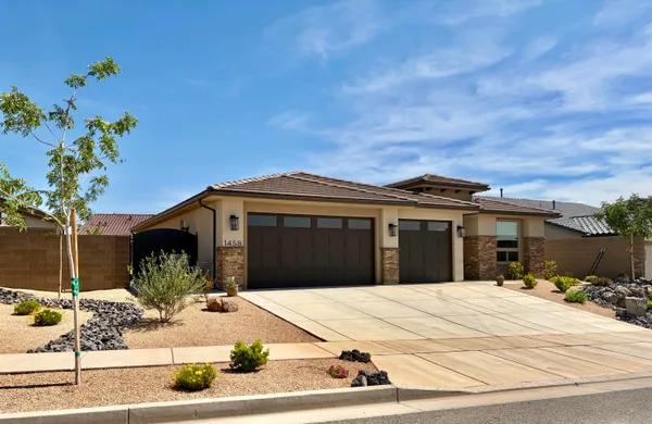 Property Slideshow image 2 of 34 | 1458 n highland pkwy, Washington, UT, 84780