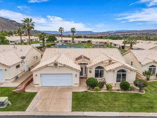 Property Slideshow image 2 of 26 | 225 n valley view dr 45, St George, UT, 84770