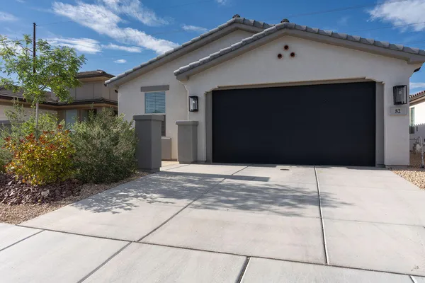 Property Slideshow image 2 of 69 | 82 w camino borde, Washington, UT, 84780