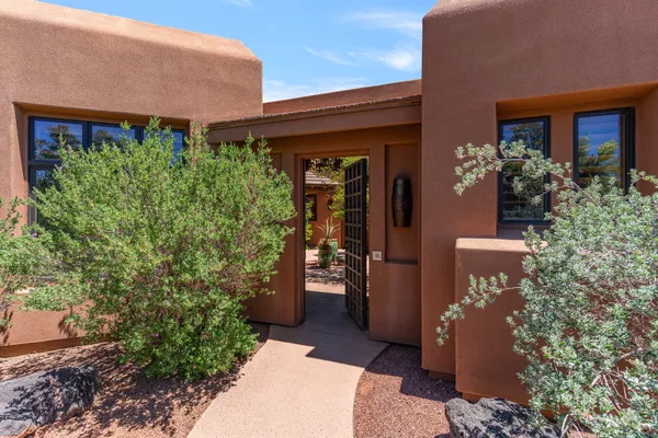 Property Slideshow image 2 of 197 | 2688 n chaco trl, St George, UT, 84770