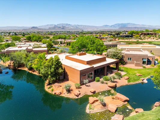 Property Slideshow image 3 of 69 | 2255 n tuweap dr 11, St George, UT, 84770