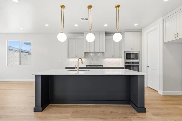 Property Slideshow image 3 of 27 | 1613 n ascent st 152, Washington, UT, 84780
