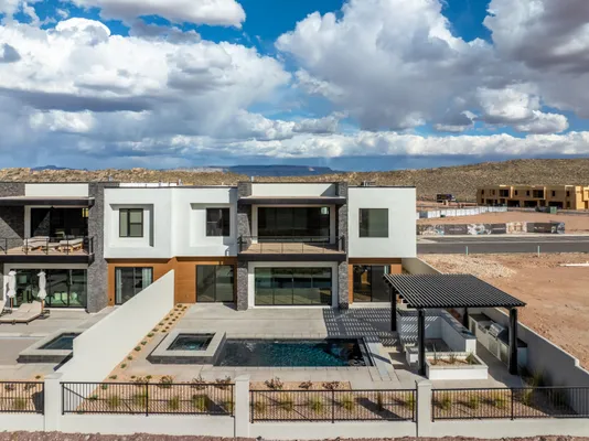 Property Slideshow image 3 of 43 | 1431 puesta del sol ln 44, Washington, UT, 84780