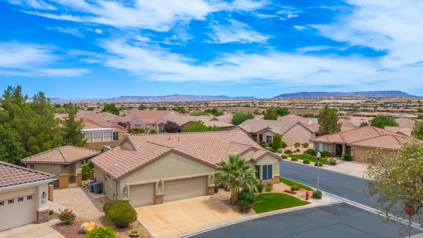 Property Slideshow image 2 of 94 | 4631 s siesta dr, St George, UT, 84790