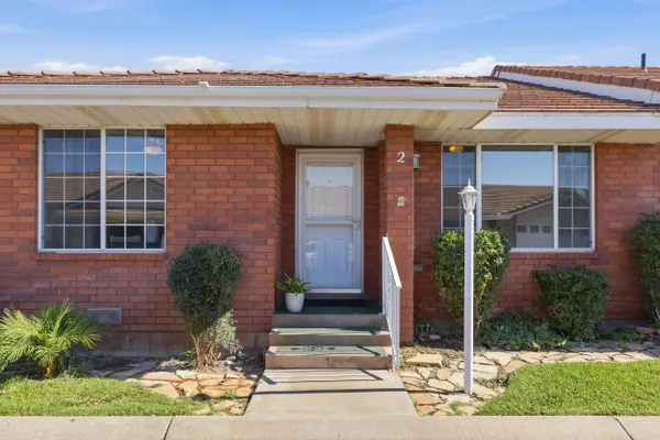 Property Slideshow image 2 of 31 | 1040 e 900 s 2, St George, UT, 84790