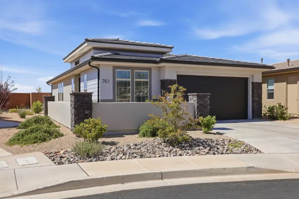 Property Slideshow image 3 of 38 | 761 n red coral ct 1026, Washington, UT, 84780