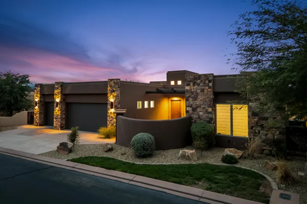 Property Slideshow image 2 of 22 | 3052 n snow canyon pkwy 105, St George, UT, 84770