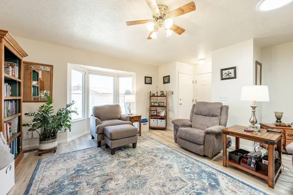 Property Slideshow image 3 of 19 | 1331 n dixie downs rd 144, St George, UT, 84770