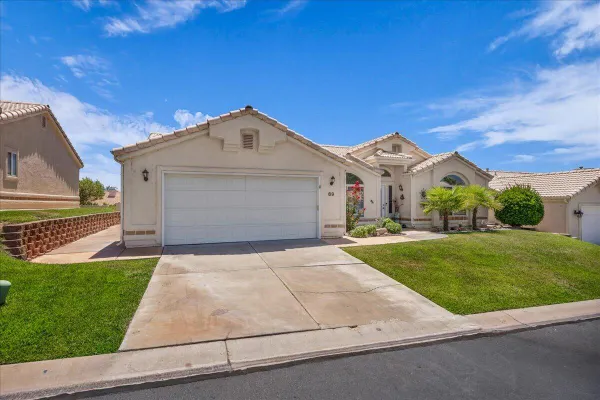 Property Slideshow image 3 of 31 | 225 n valley view dr 69, St George, UT, 84770