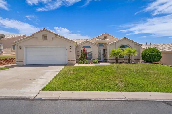 Property Slideshow image 2 of 31 | 225 n valley view dr 69, St George, UT, 84770