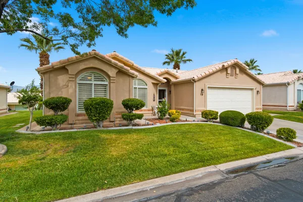 Property Slideshow image 2 of 29 | 225 n valley view dr 19, St George, UT, 84770