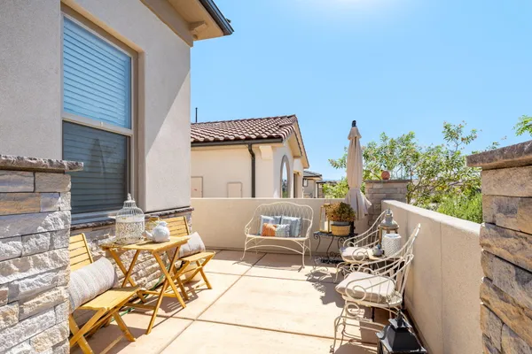 Property Slideshow image 3 of 62 | 158 w camino borde, Washington, UT, 84780