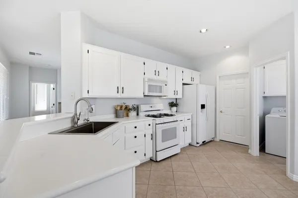 Property Slideshow image 3 of 39 | 1804 red river dr, St George, UT, 84790