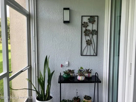 Property Slideshow image 3 of 24 | 1420 huntington ln 2105, Rockledge, FL, 32955