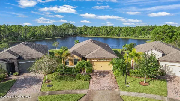 Property Slideshow image 3 of 73 | 4344 caladium cir, West Melbourne, FL, 32904